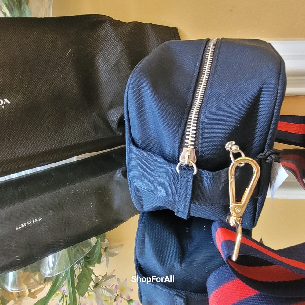 Prada Luna Rossa Black & Red pouch Travel bag Toiletry Dopp Kit Shavin… - Picture 11 of 16